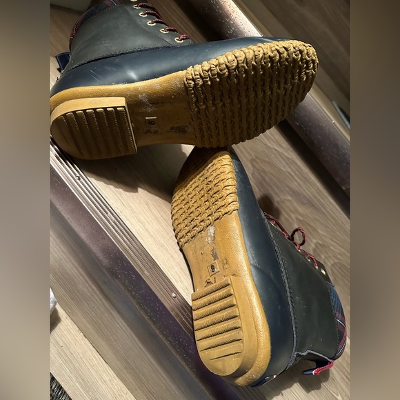 Ladies Hilfiger Boots - Size 9 - Picture 7 of 7